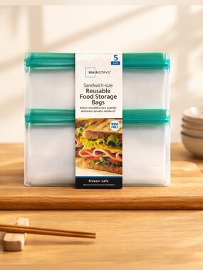 NWT Mainstay 2 Packs Reusable Food Storage Zip Bags 10 bags Freezer Safe